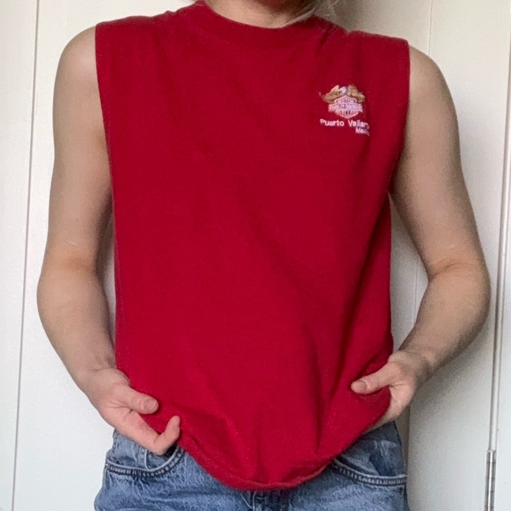 Vintage Harley Davidson Puerto Vallarta Mexico Red Muscle Tee